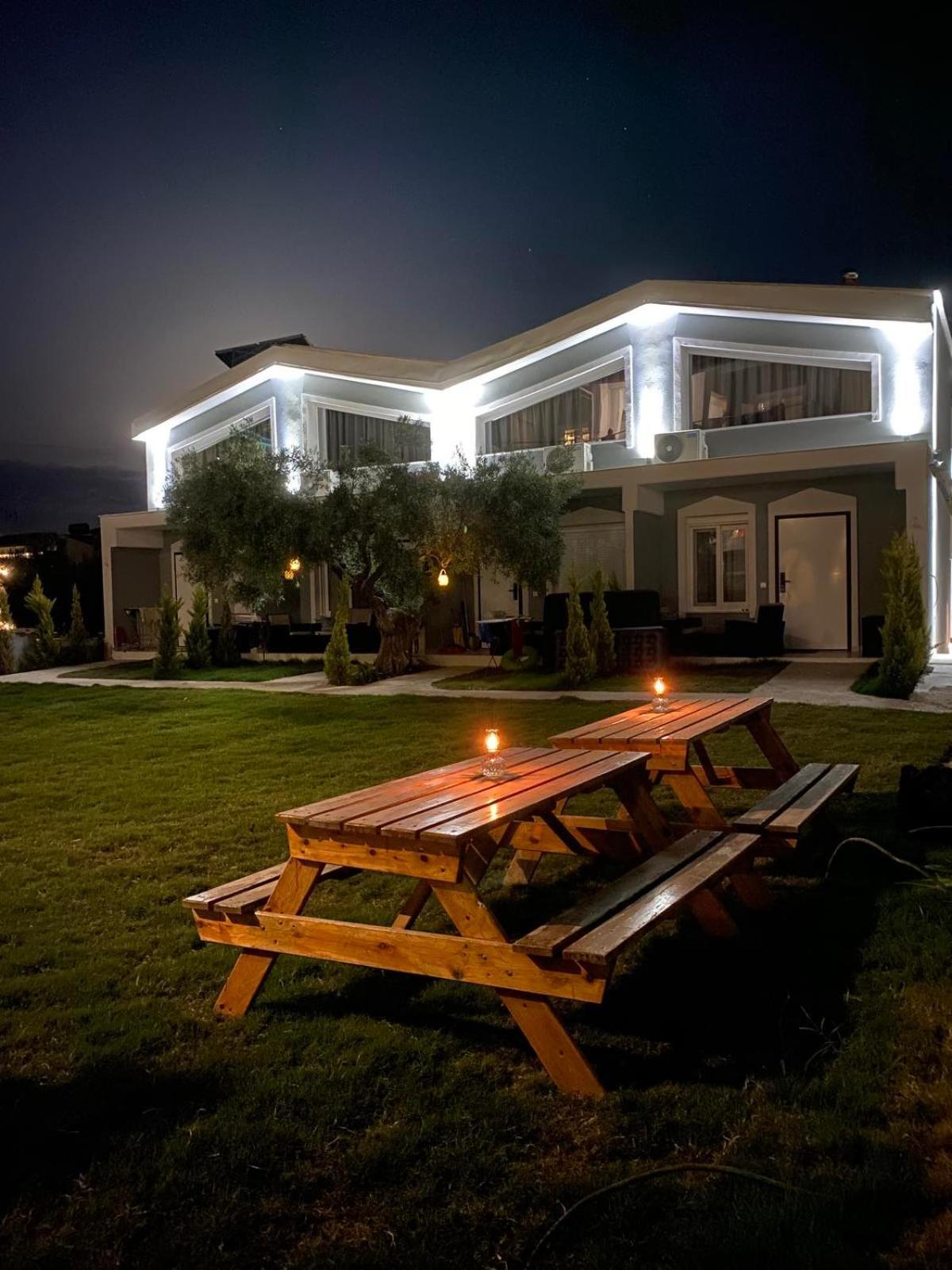 The House Of The Roses Apartamento Gerakini Exterior foto